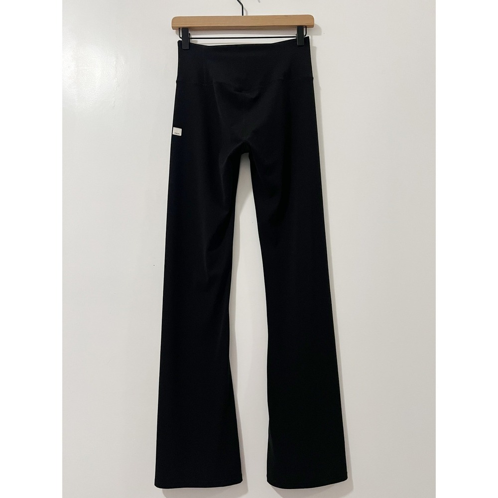 Vuori Studio Flare Legging Black High Rise Yoga Pants VW4301 Womens Size M - Picture 3 of 9